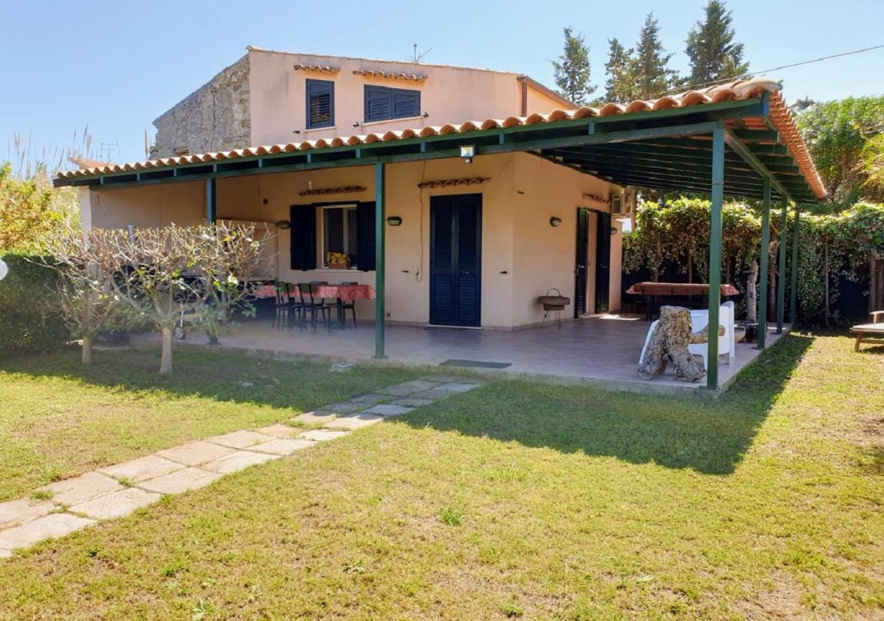Casa Delle Salinelle Villa Lascari Exterior photo